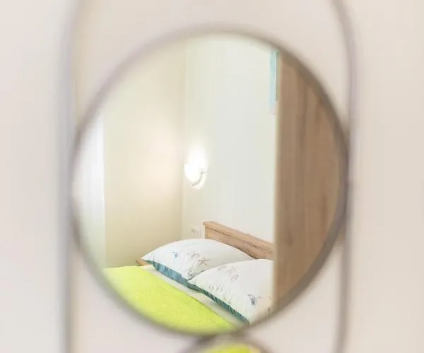 Ivona U Prizemlju Apartment
